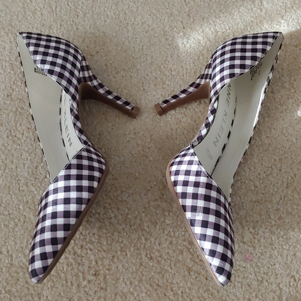 Anne Klein Flex Heels 8M